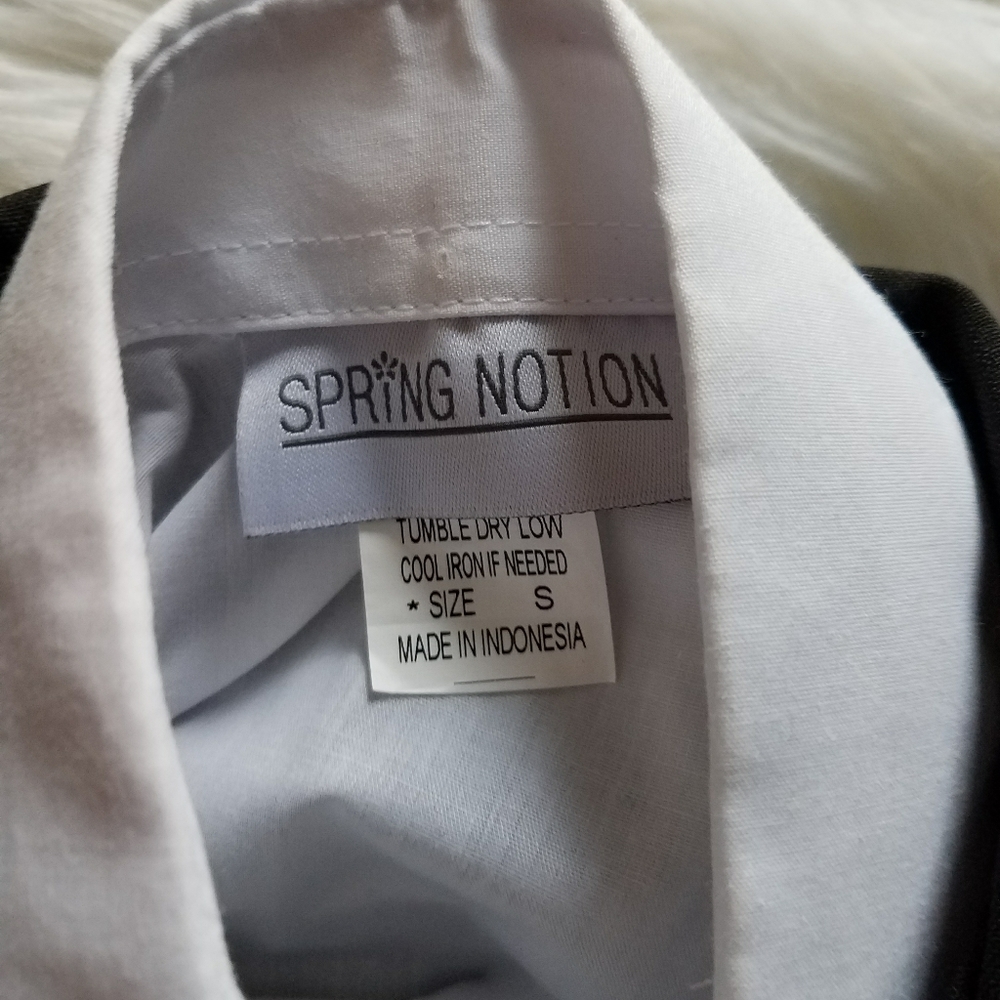 Spring notation boys tuxedo no tie - Picture 3 of 8